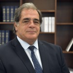 Dr. Martín Carbonell