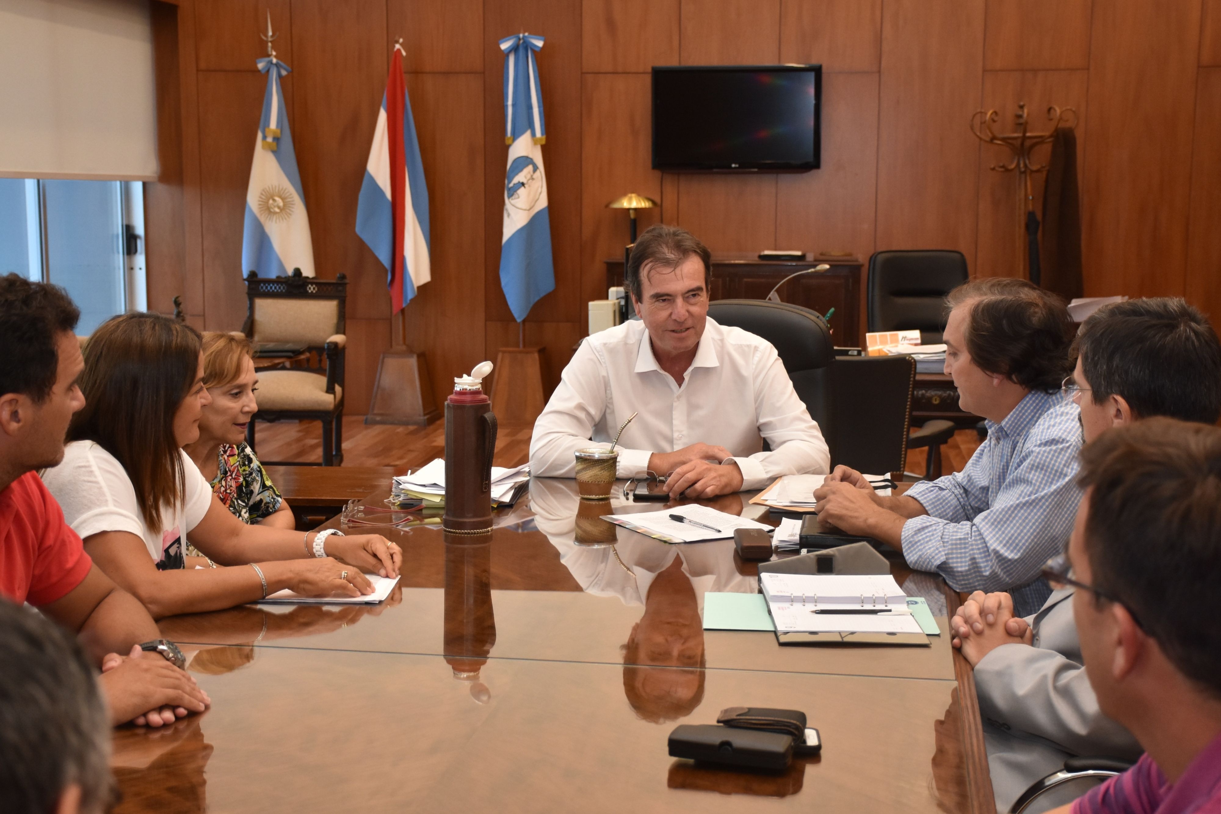 El Presidente del STJ recibió en audiencia a las autoridades de la Asociación de Magistrados y Funcionarios del Poder Judicial de Entre Ríos El Presidente del STJ recibió en audiencia a las autoridades de la Asociación de Magistrados y Funcionarios del Poder Judicial de Entre Ríos