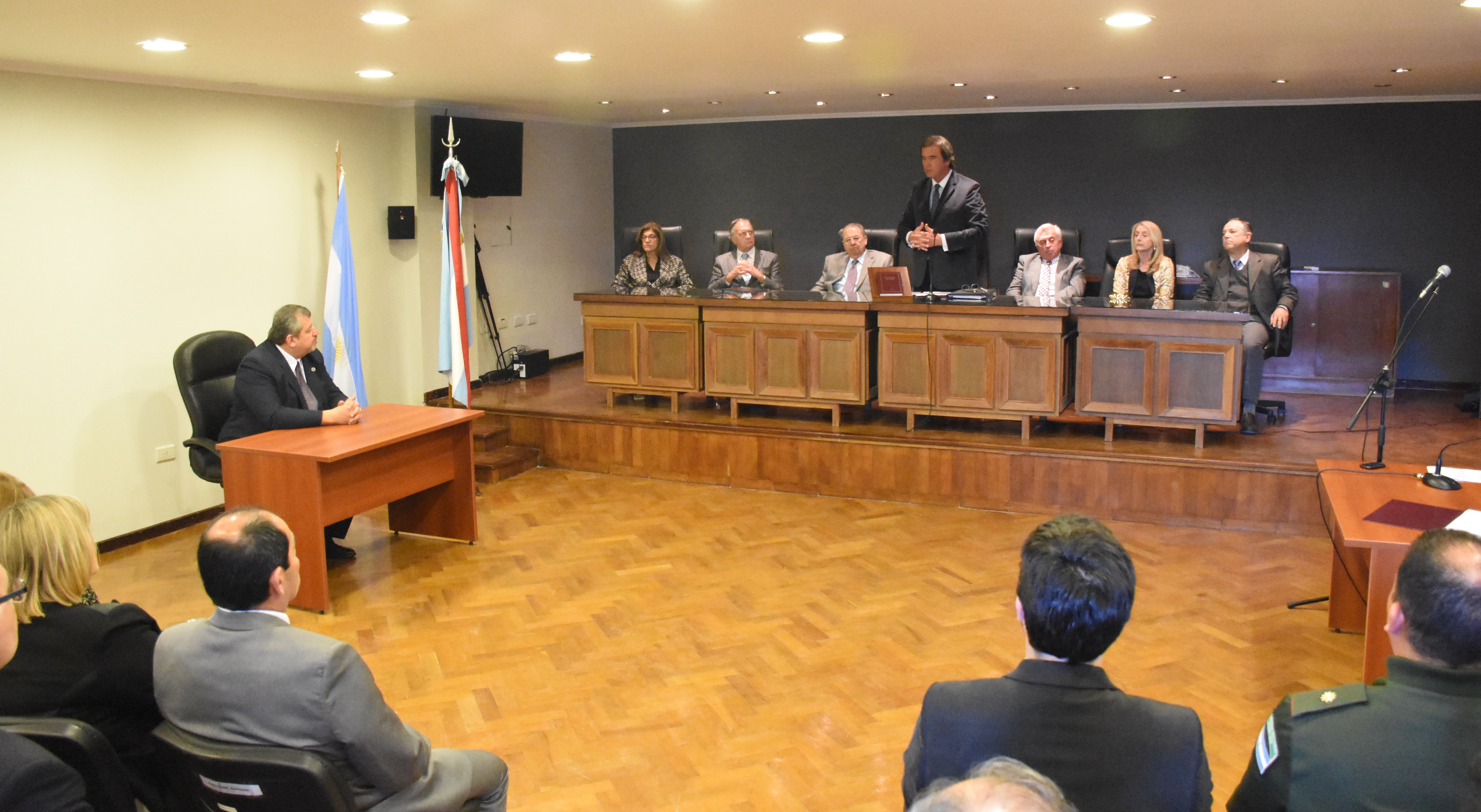 Juró en La Paz el nuevo Juez de Garantías y Transición Juró en La Paz el nuevo Juez de Garantías y Transición